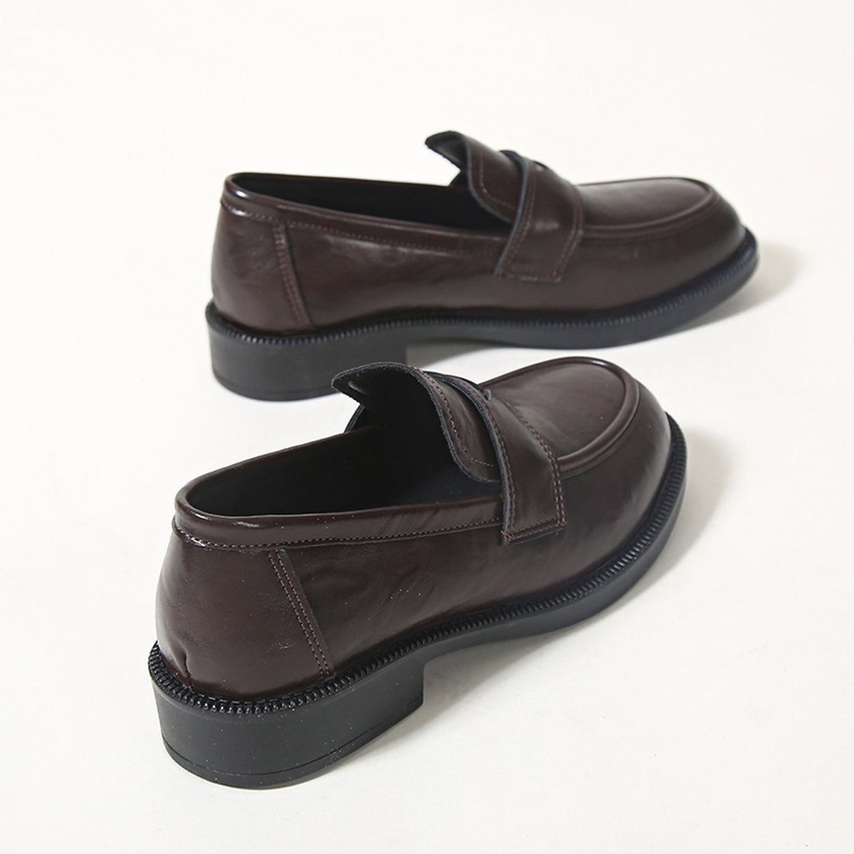 CLASSIC PENNY STRAP LOAFERS