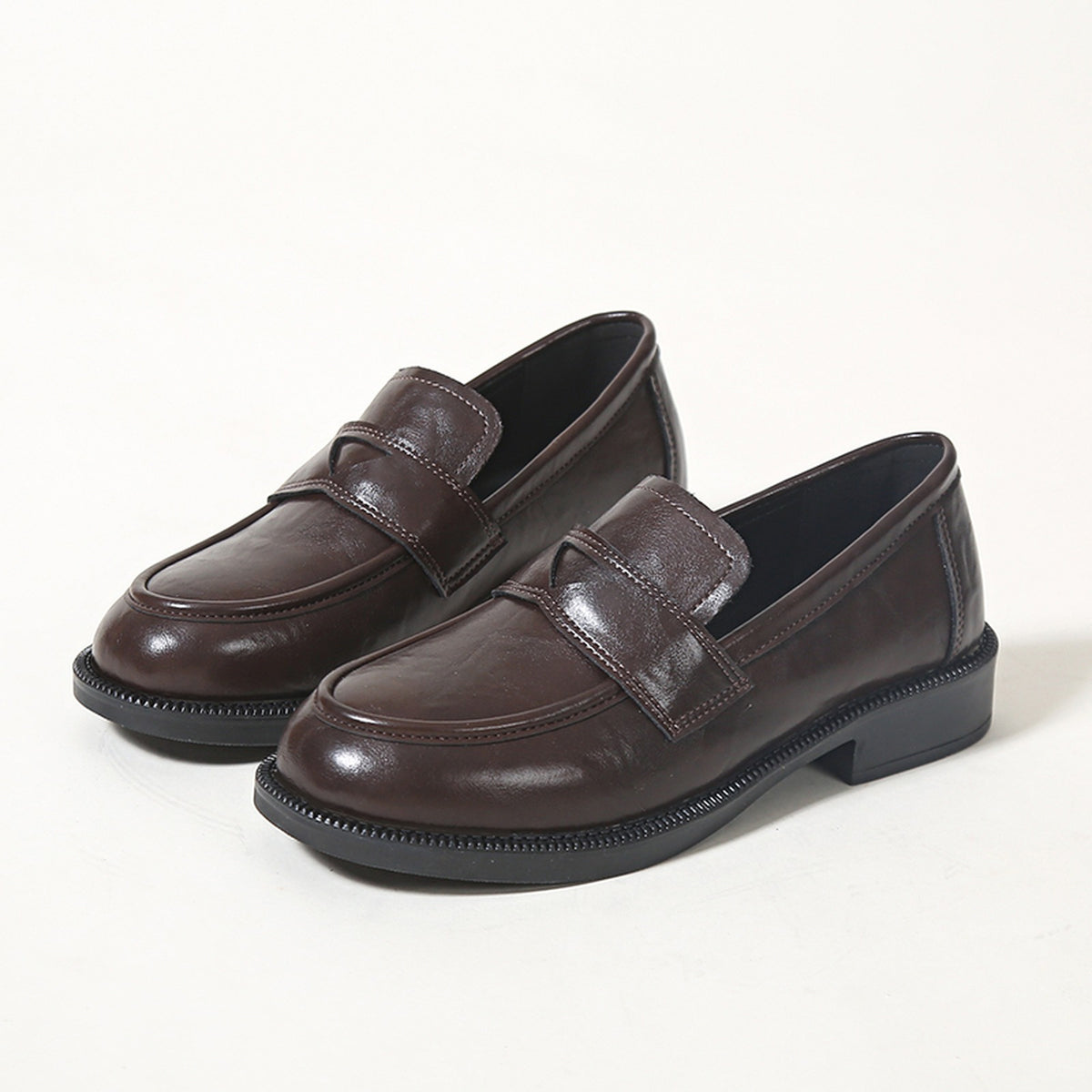 CLASSIC PENNY STRAP LOAFERS