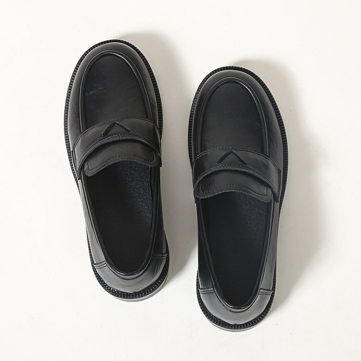 CLASSIC PENNY STRAP LOAFERS