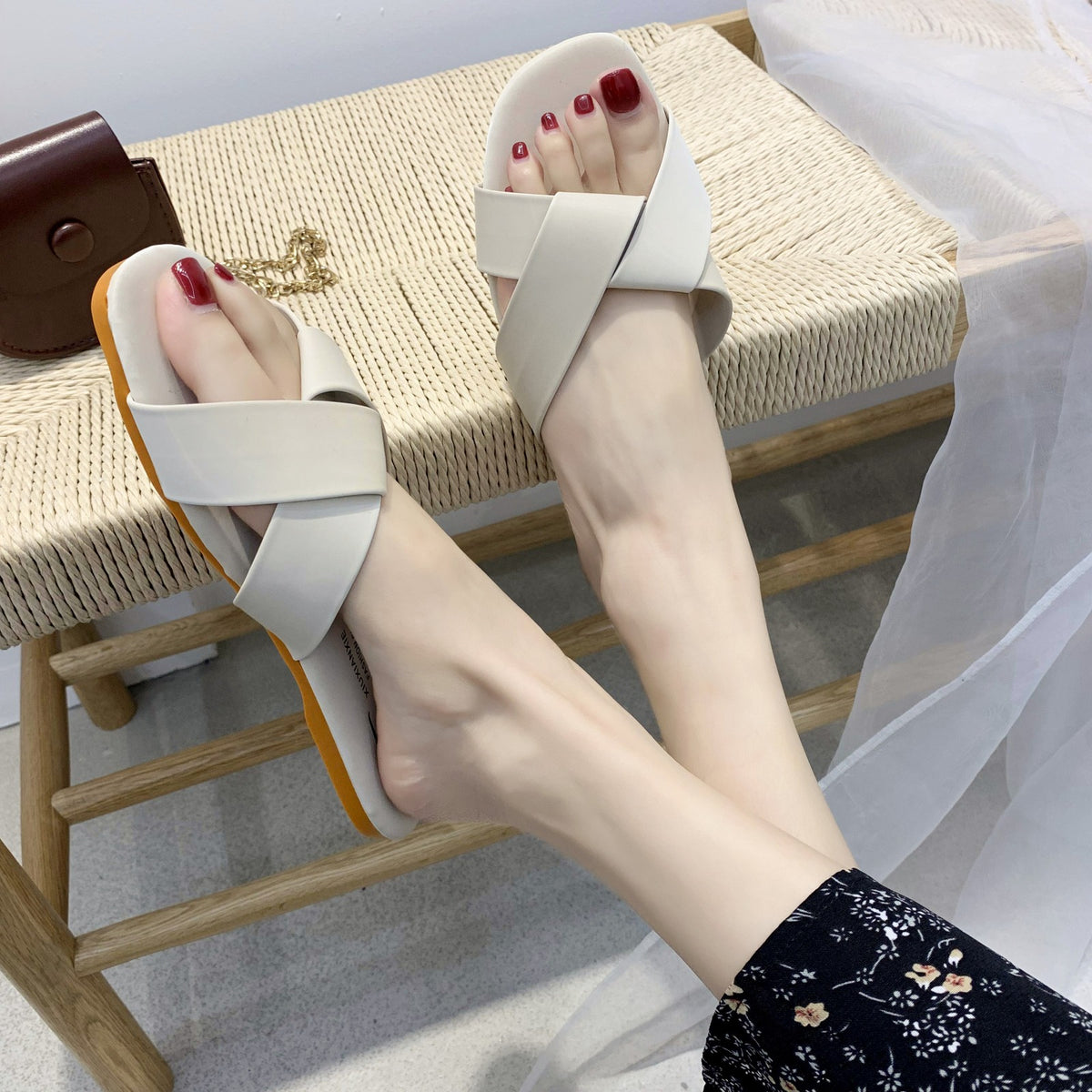 WOVEN CROSSOVER FLAT SLIDES