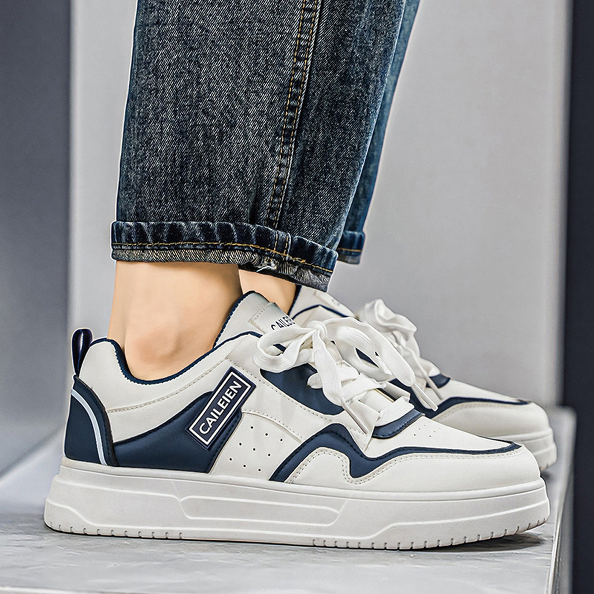 Men's Panelled Court Sneakers