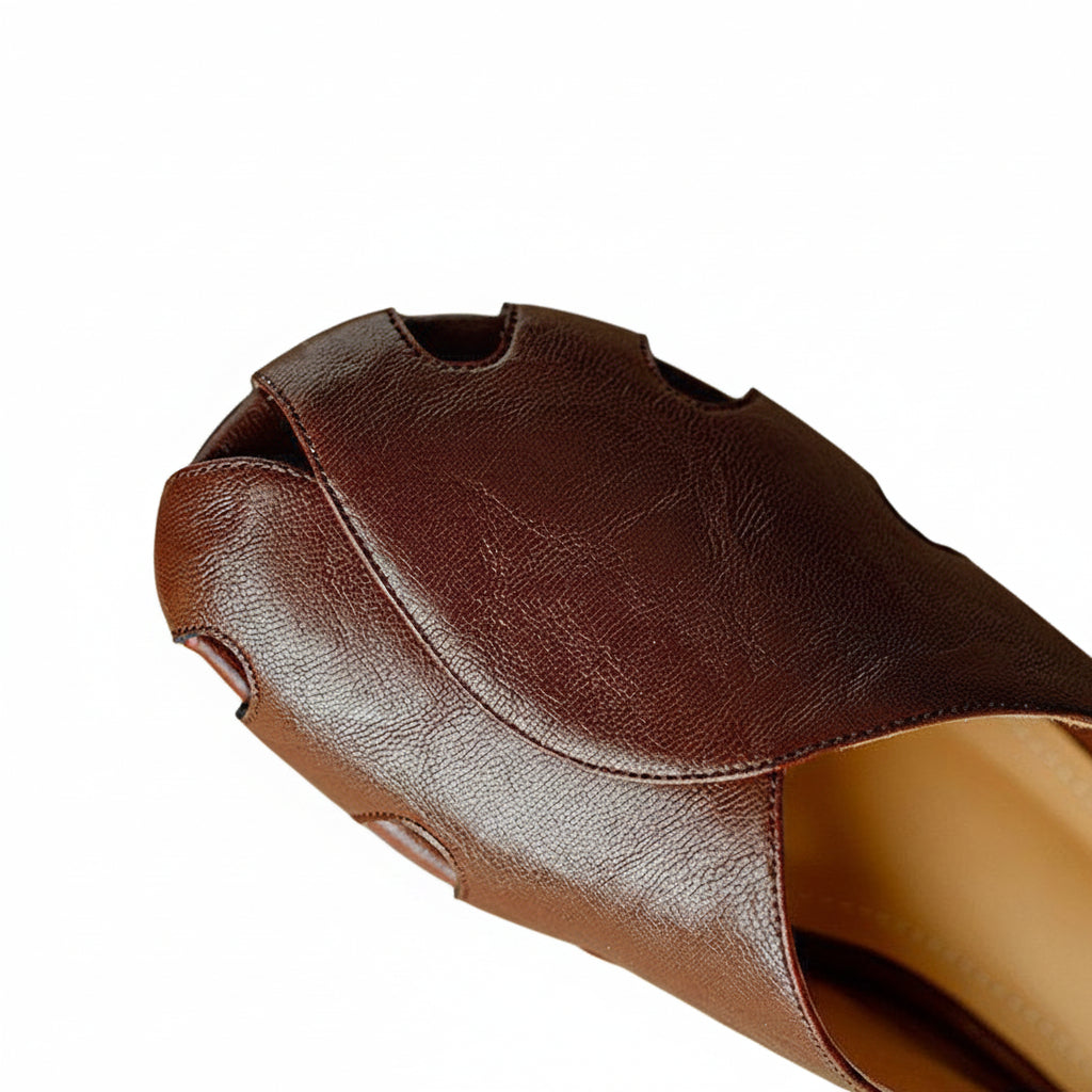 MINIMALIST CUT-OUT MULES