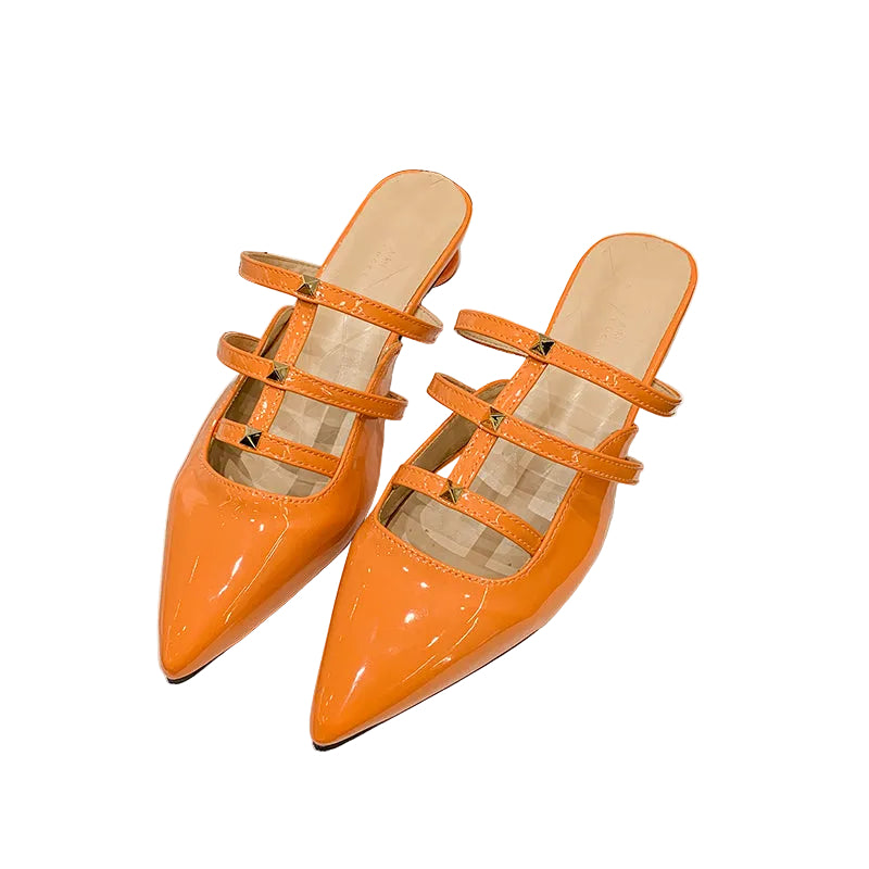 LOW BLOCK HEELED SANDALS