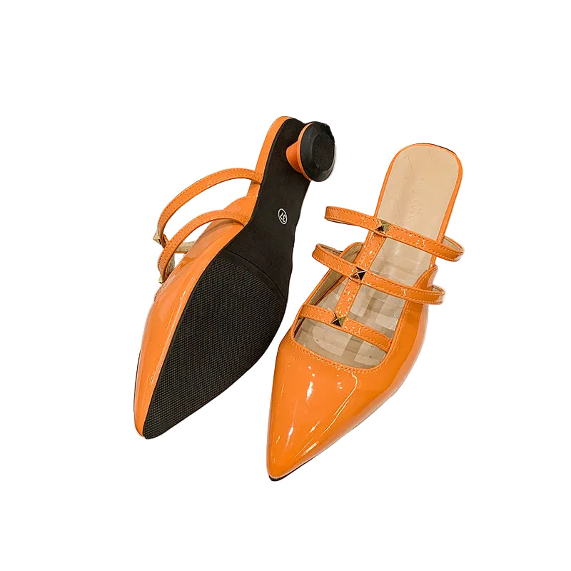 LOW BLOCK HEELED SANDALS