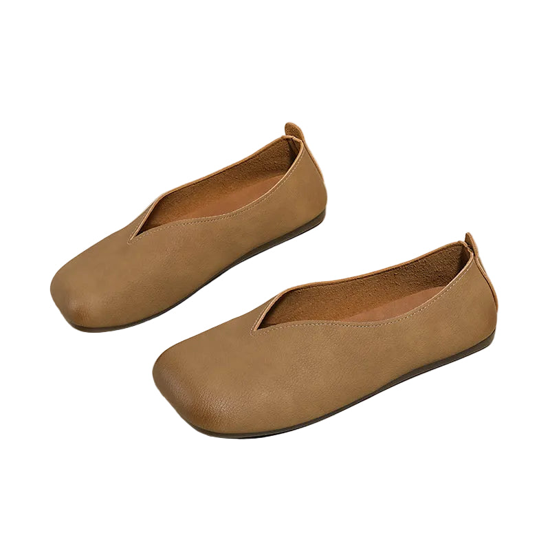 V-CUT VEGAN LEATHER BALLET FLATS