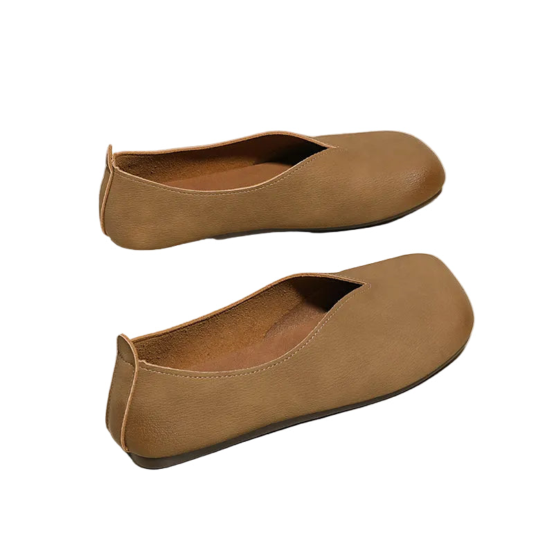 V-CUT VEGAN LEATHER BALLET FLATS