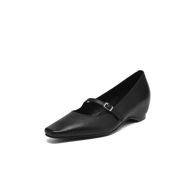 MARY JANE LOW HEELS