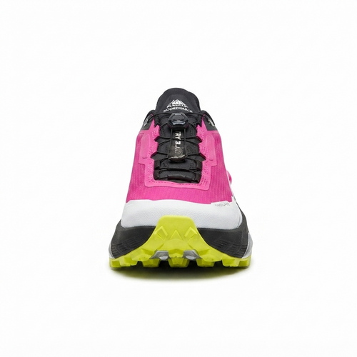 TECHNICAL TRAIL RUNNING SHOES