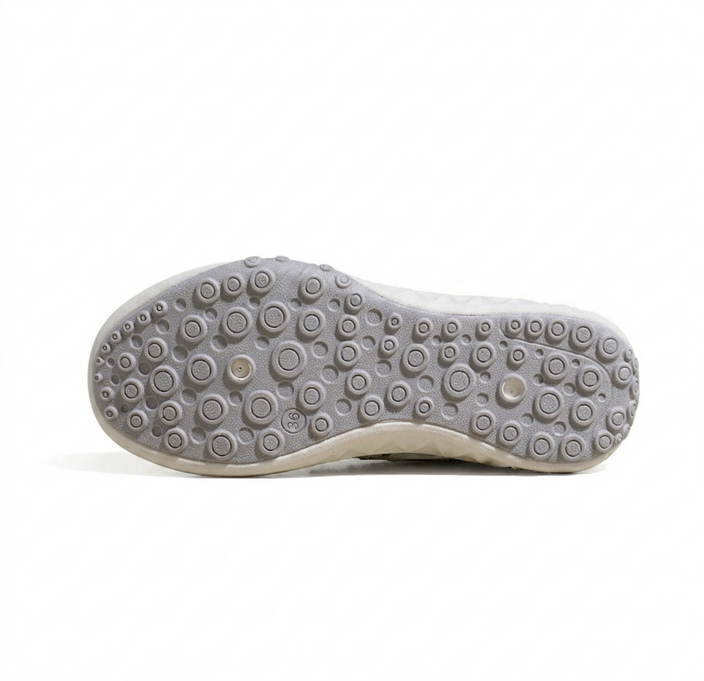 CASUAL WALKING SNEAKERS