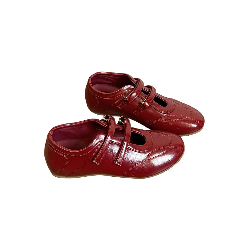MARY JANE FLATS WITH VELCRO STRAP