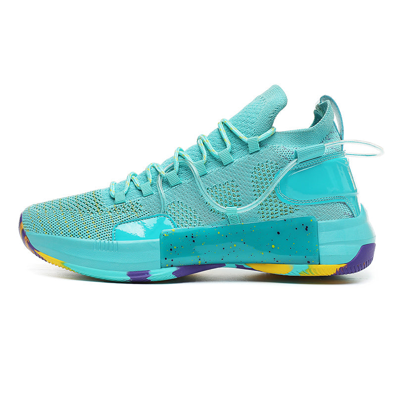 HIGH-TOP BASKETBALL SHOES